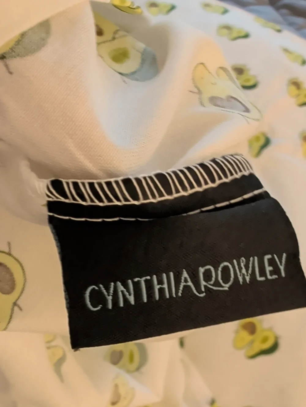 NWT Cynthia Rowley Avocado Couples Print Pillowcase Cotton White and Green